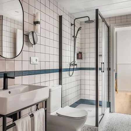 ゲストハウス Bypillow Bilbo 3*