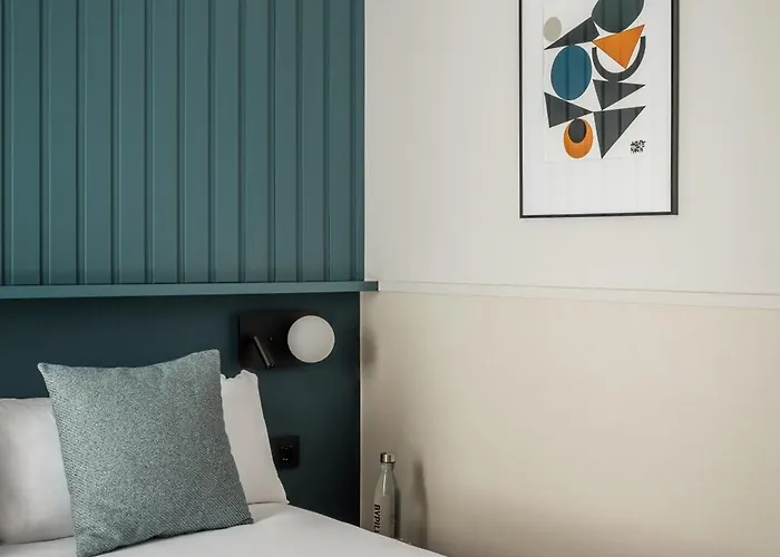 Bypillow Bilbo Guest house 3*